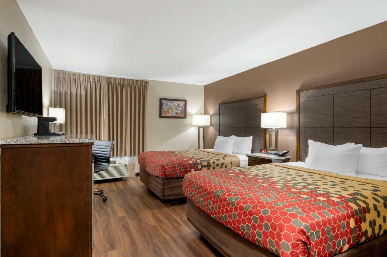 Lodge Econo Shelbyville